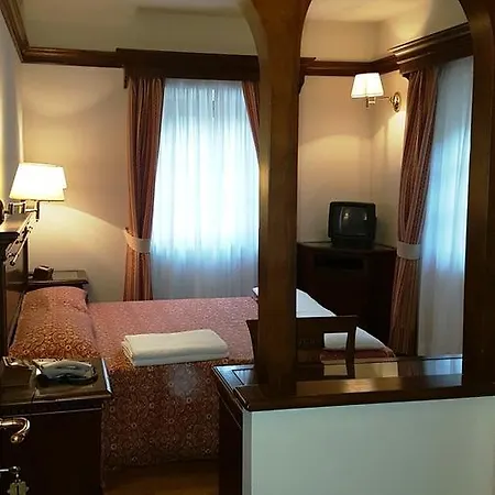 Borgo Capponi Relais Hotel