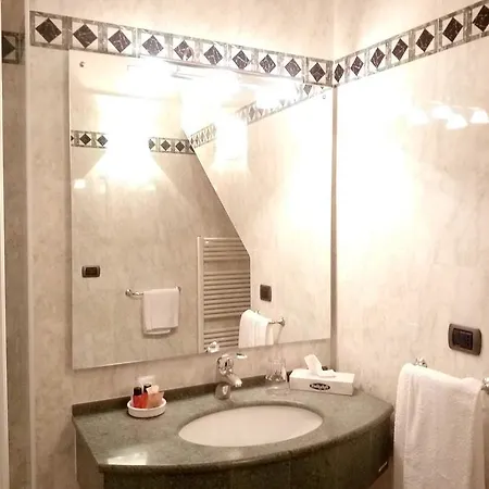 Borgo Capponi Relais Hotel Castel dʼAiano
